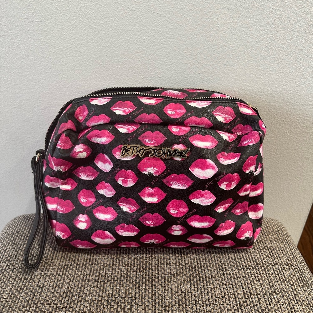 Betsey Johnson Pink and Black Cosmetic Bag with Vibrant Lips Pattern